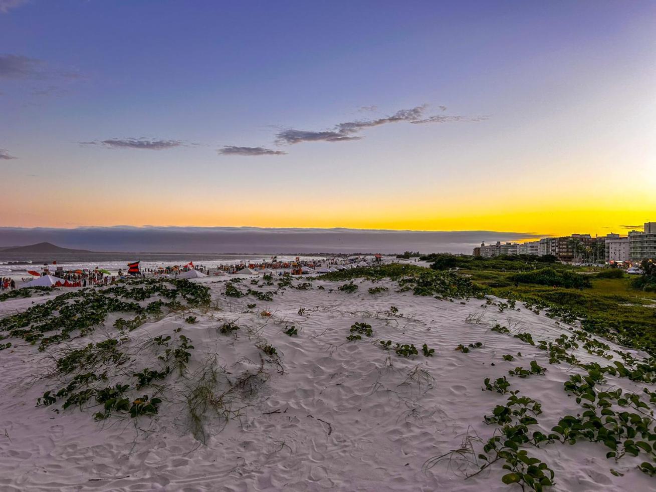 Incrivel Apto A 800M Da Praia Do Forte - กาโบฟรีโอ ภายนอก รูปภาพ